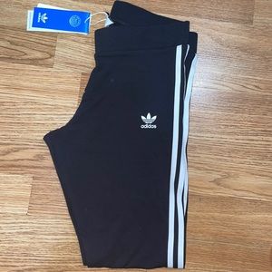 3 Stripe Adidas Leggings in Medium